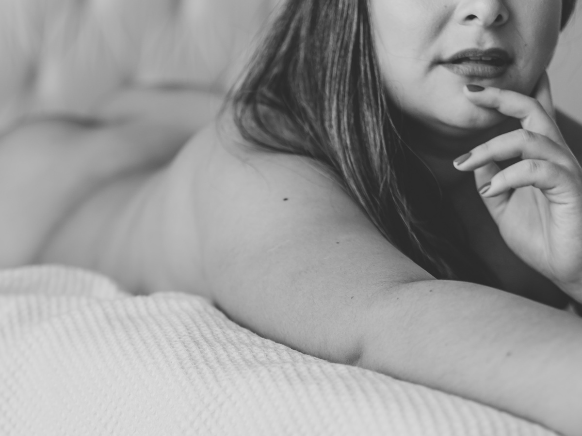 ensaio-sensual-santos-vista-mar-feminino-nu-preto-e-branco