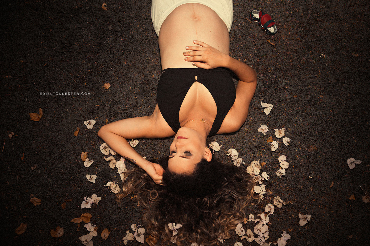 foto de gravida com flores
