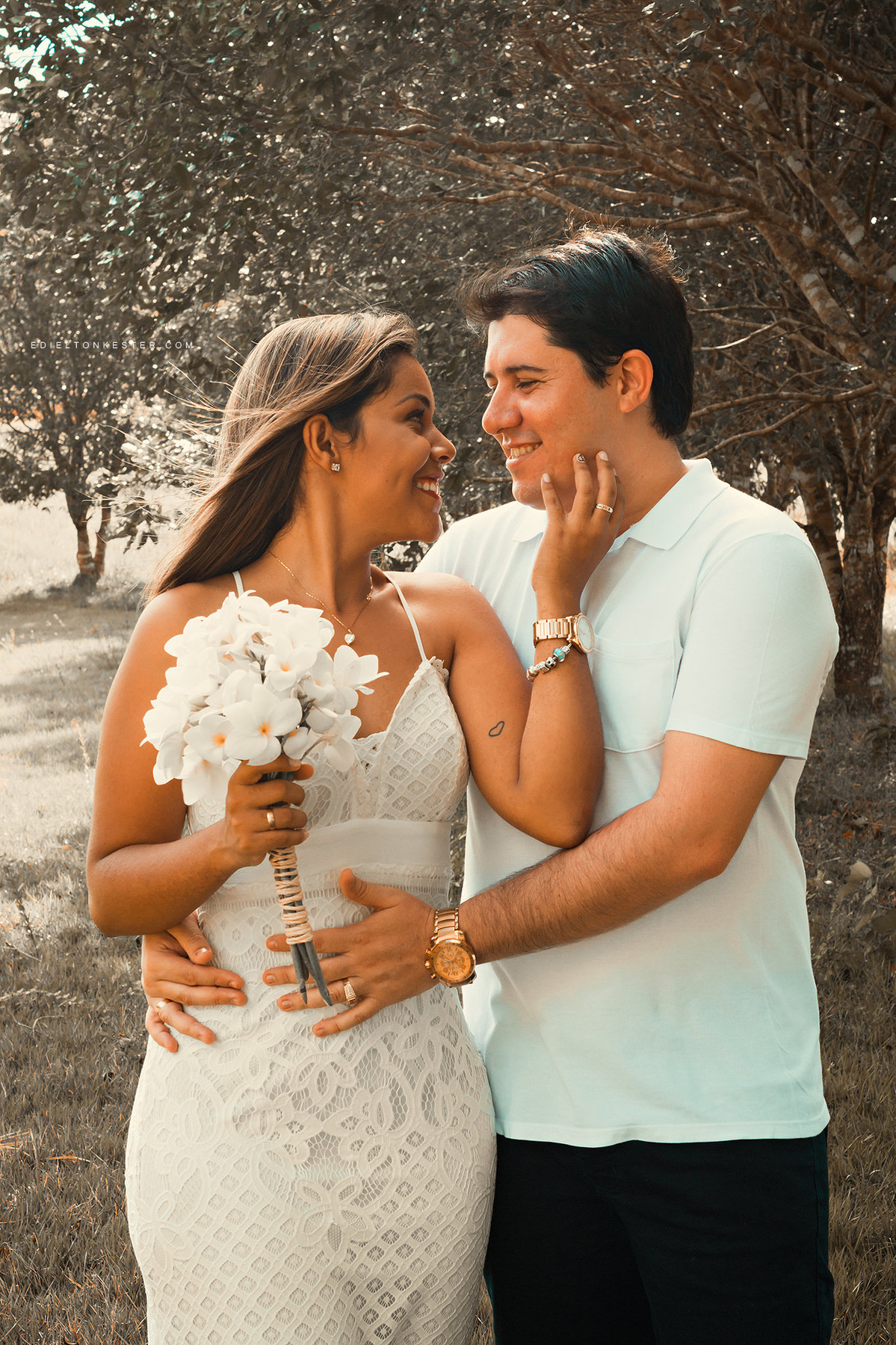 fotos de casal se acariciando apaixonado