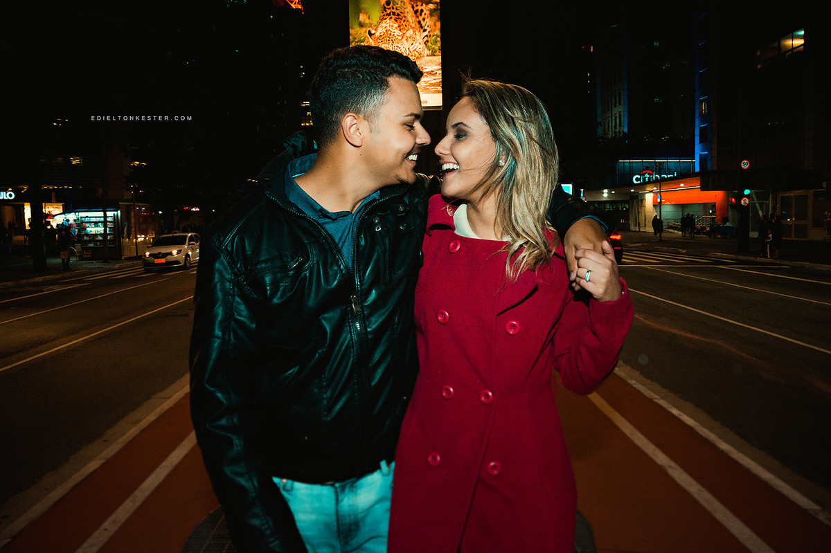 noivos em ensaio pre casamento em sao paulo pelo fotografo edielton kester
