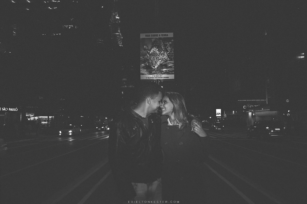 noivos em ensaio pre casamento em sao paulo pelo fotografo edielton kester