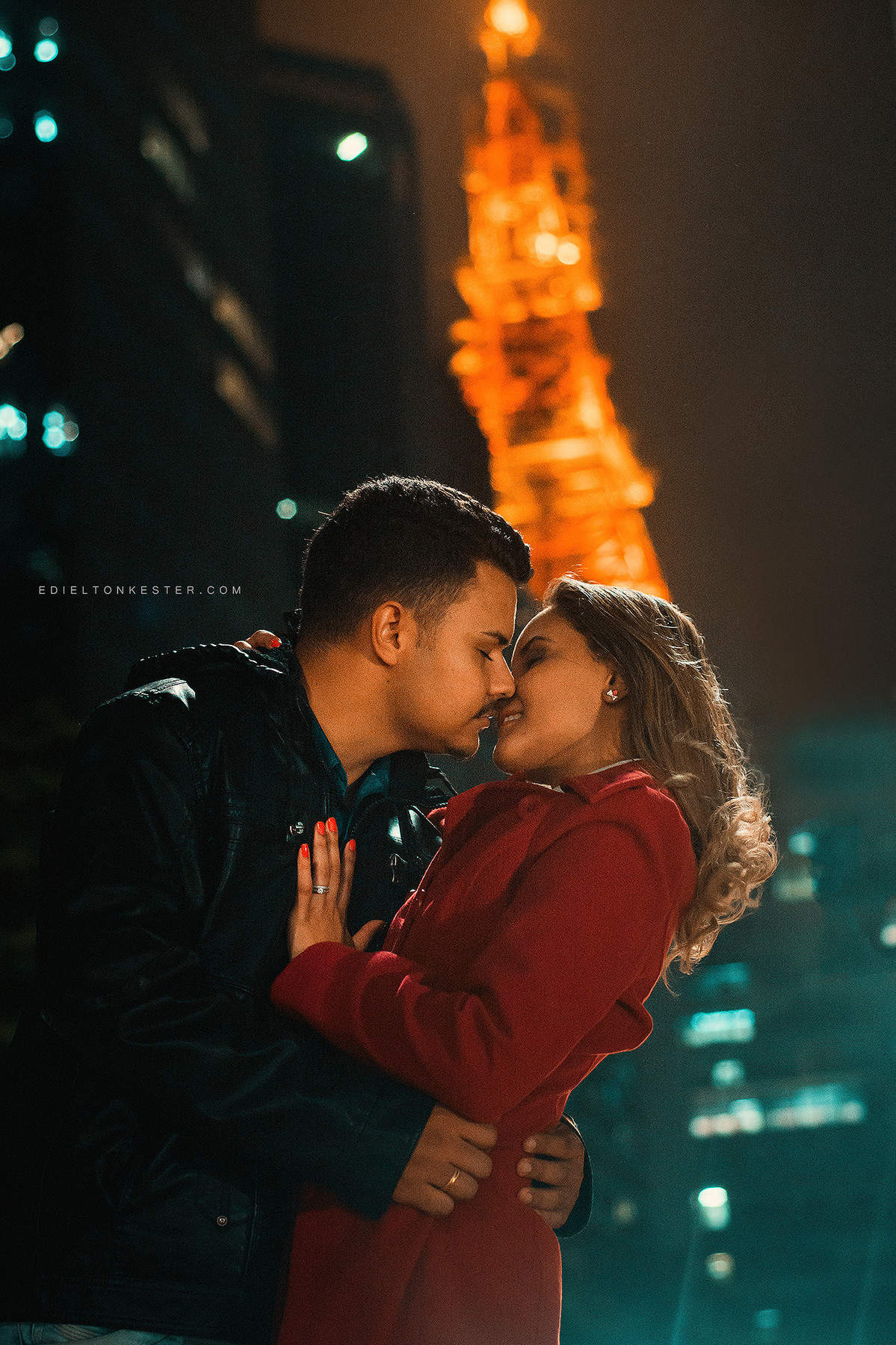 noivos em ensaio pre casamento em sao paulo pelo fotografo edielton kester