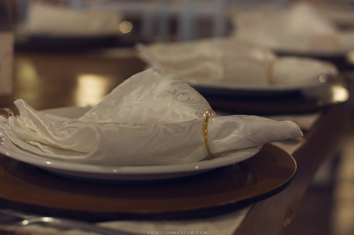 detalhes fotografia de casamento talheres e prato