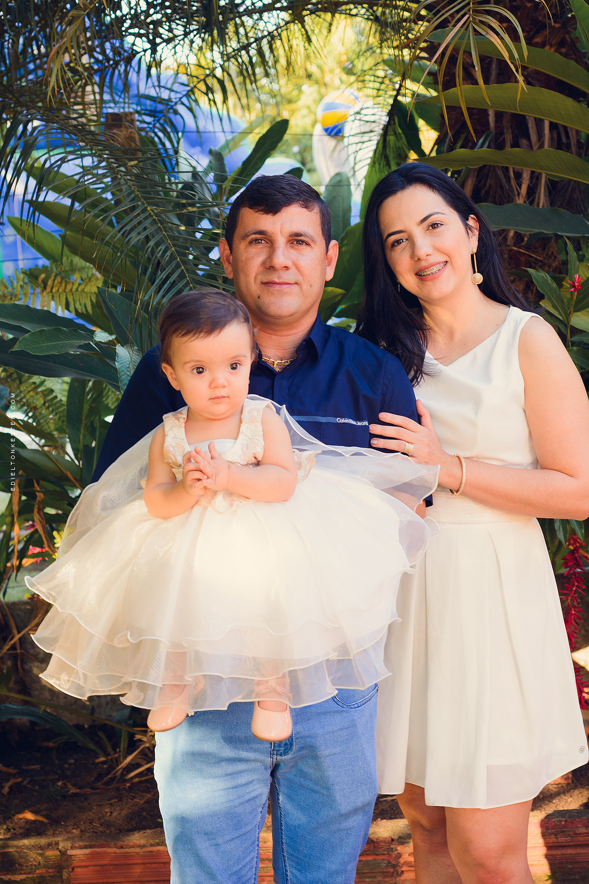 familia da aniversariante laiza posando para fotos