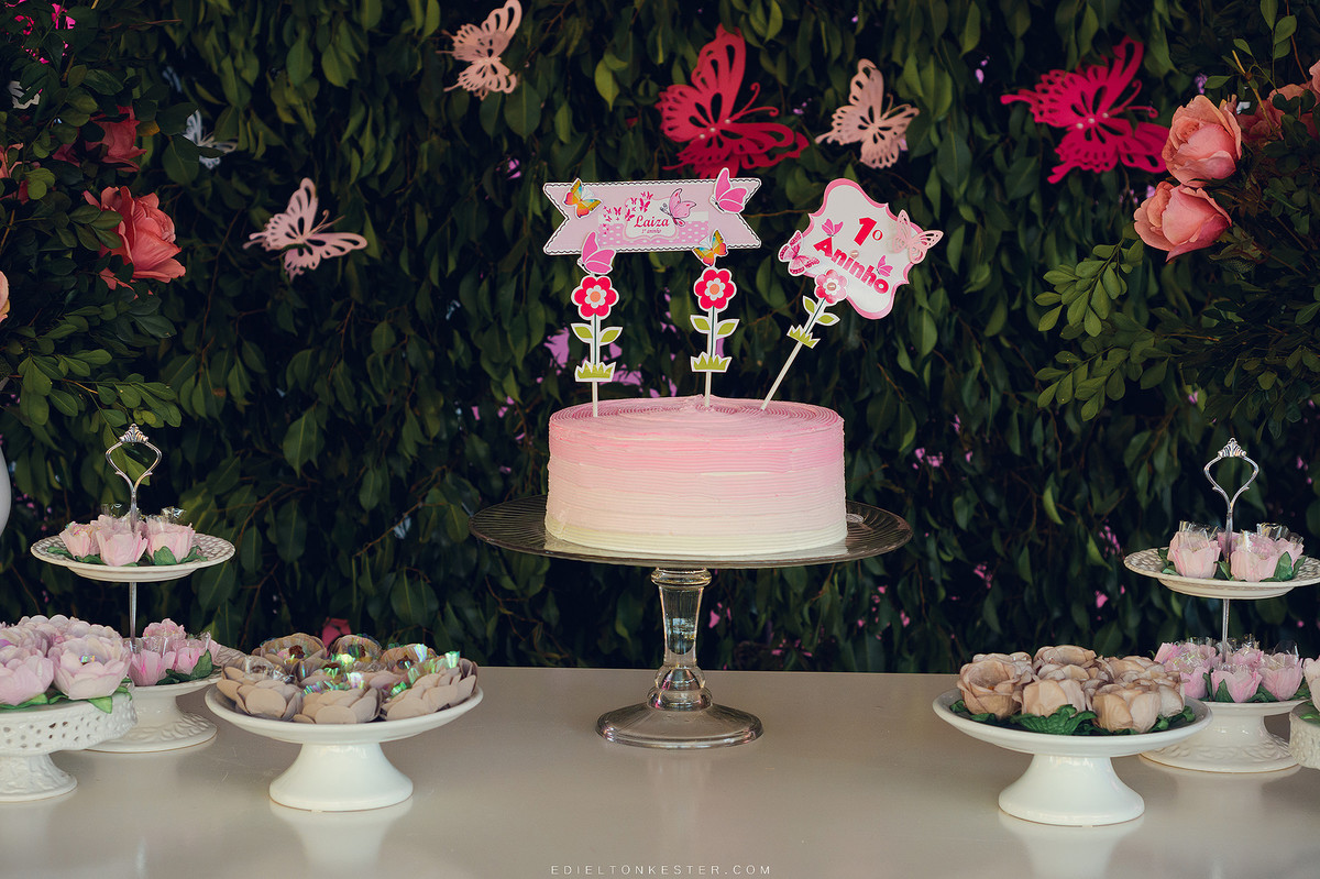bolo em aniversario da laiza 1 aninho pelo fotografo de casamentos e familias edielton kester