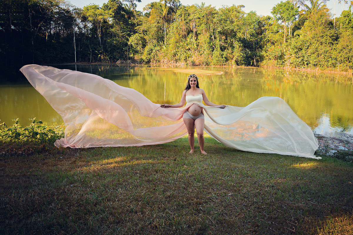 gestante em ensaio com tecido em porto velho ro