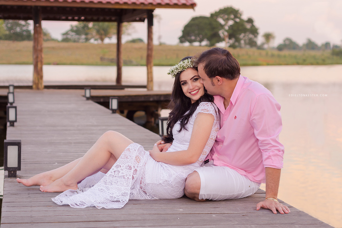 ensaio de casal feito na fazenda kajussol pelo fotografo de casamentos e familias edielton kester de rondonia ro