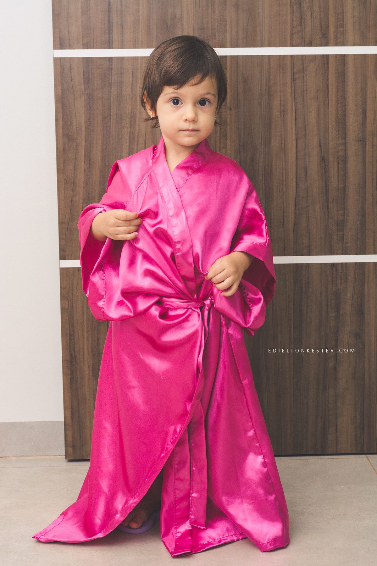 daminha da noiva vestida com hobby de madrinha