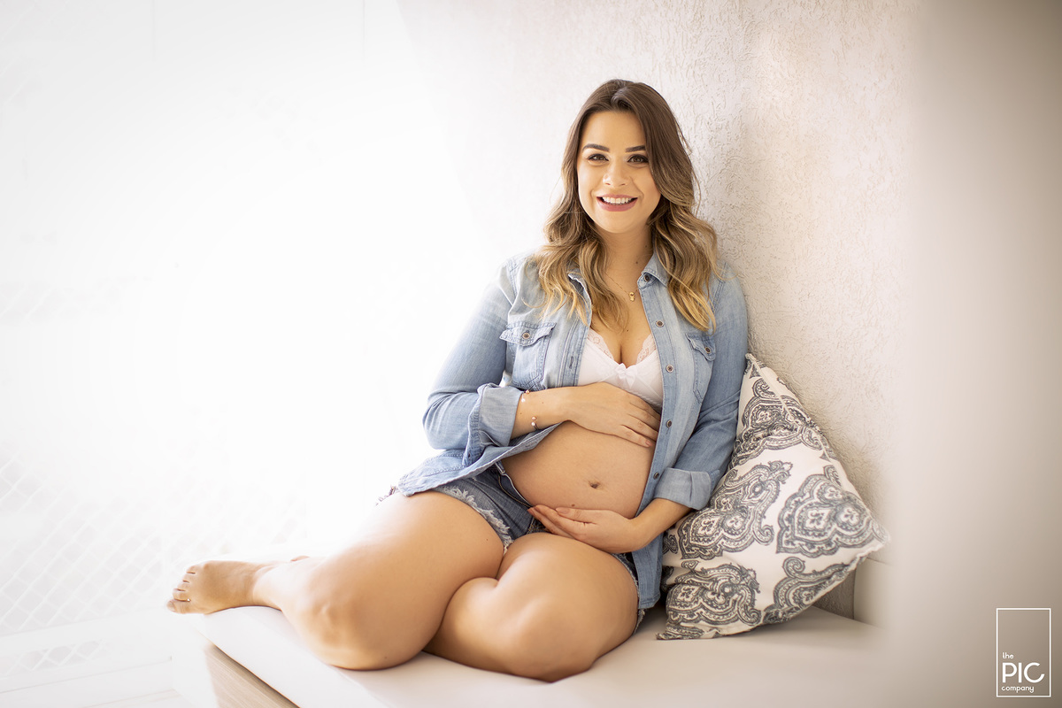 ensaio gestante em casa; ensaio gestante São José dos Campos; fotógrafo de gestantes sp