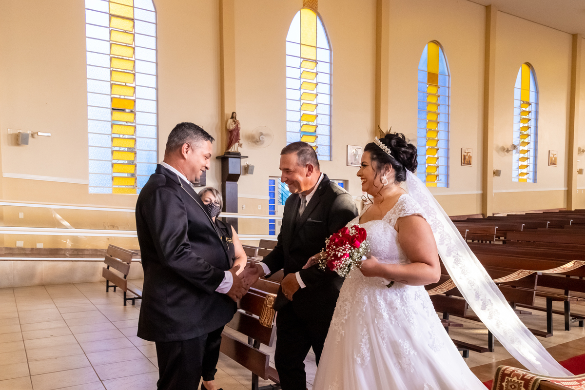 o coração batendo mais forte ai receber a noiva