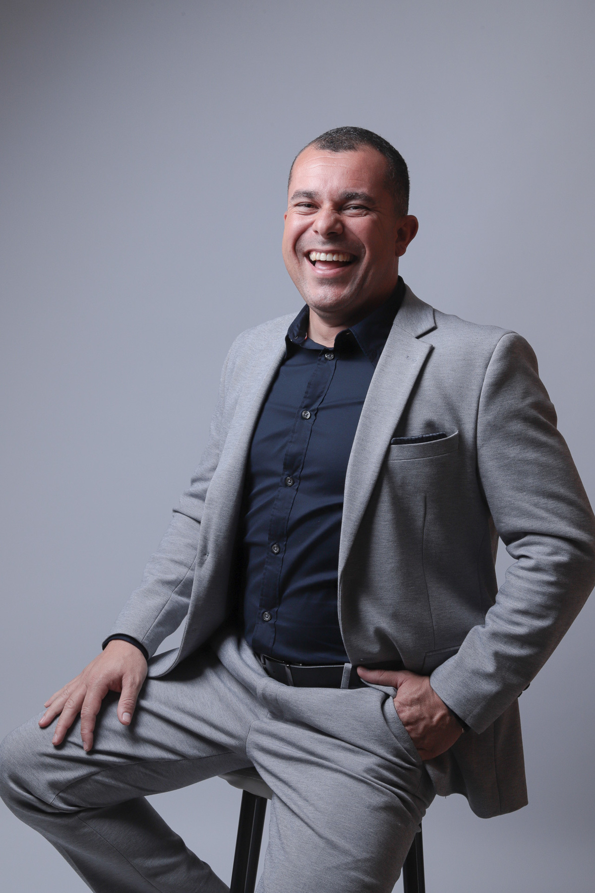 Ensaio de Retrato Profissional, Marketing Empresarial, Líder Empresarial, Empresário, Por Priscila Rossini - Suzano SP, Branding Empresarial, Branding Pessoal, Branding Corporativo