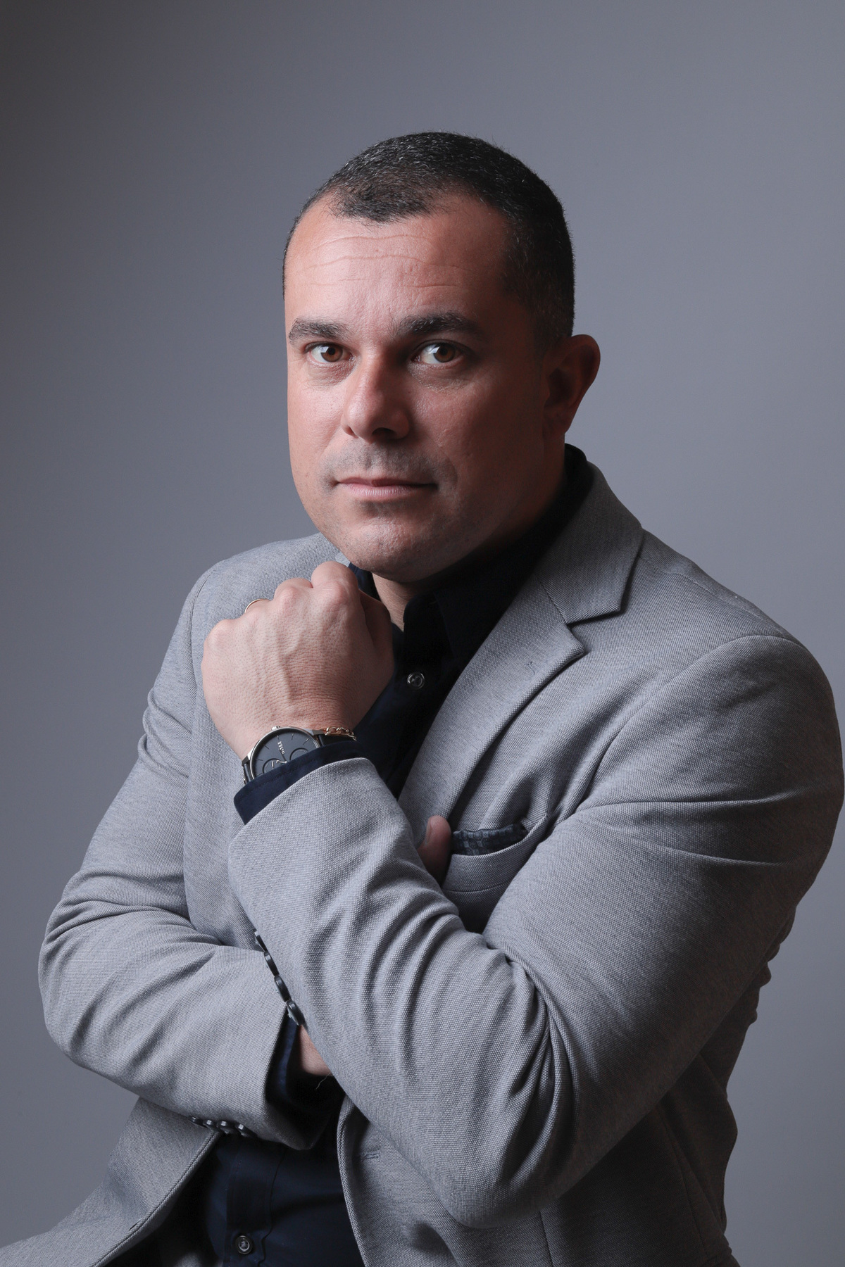 Ensaio de Retrato Profissional, Marketing Empresarial, Líder Empresarial, Empresário, Por Priscila Rossini - Suzano SP, Branding Empresarial, Branding Pessoal, Branding Corporativo