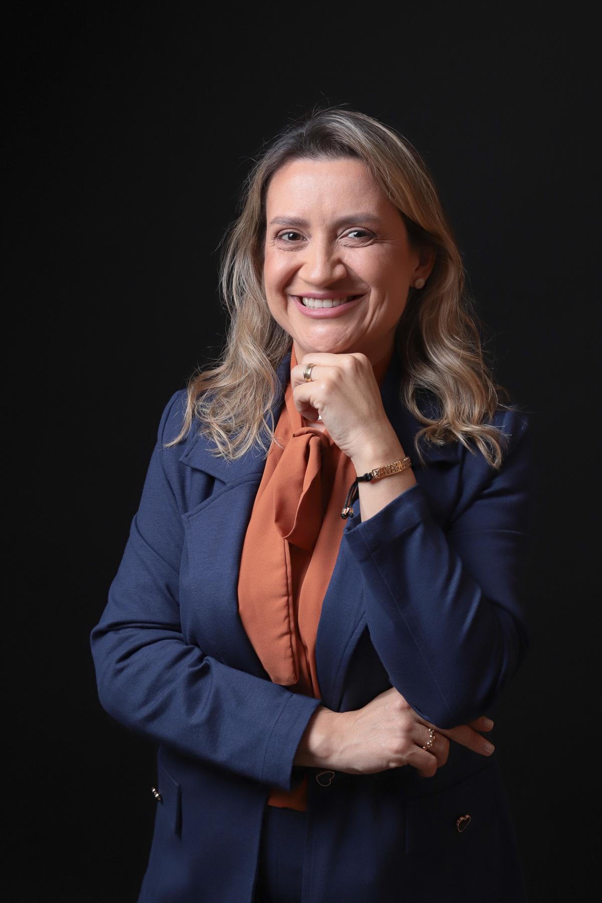 Ensaio de Retrato Profissional, Marketing Empresarial, Líder Empresarial, Empresário, Por Priscila Rossini - Suzano SP, Branding Empresarial, Branding Pessoal, Branding Corporativo, analise de Arquétipo, Posicionamento Digital