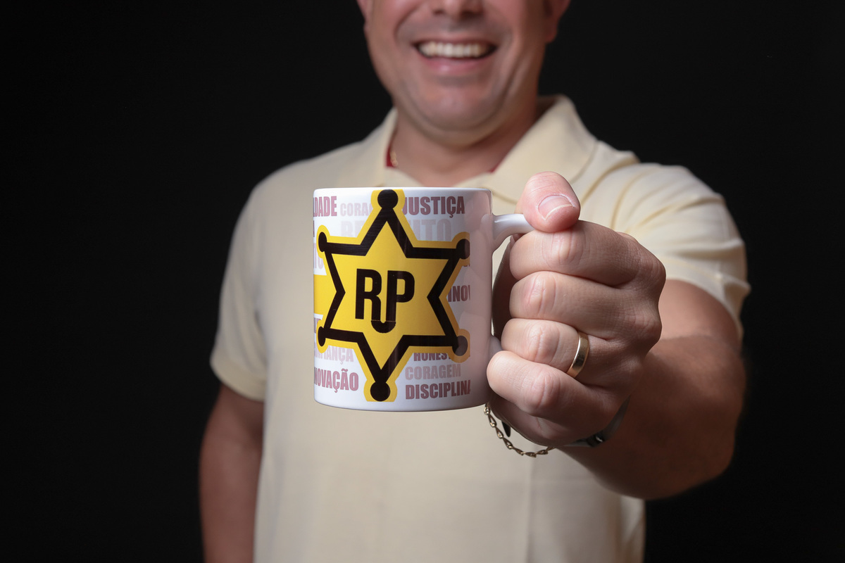 Ensaio de Retrato Profissional, Marketing Empresarial, Líder Empresarial, Empresário, Por Priscila Rossini - Suzano SP, Branding Empresarial, Branding Pessoal, Branding Corporativo, analise de Arquétipo, Posicionamento Digital