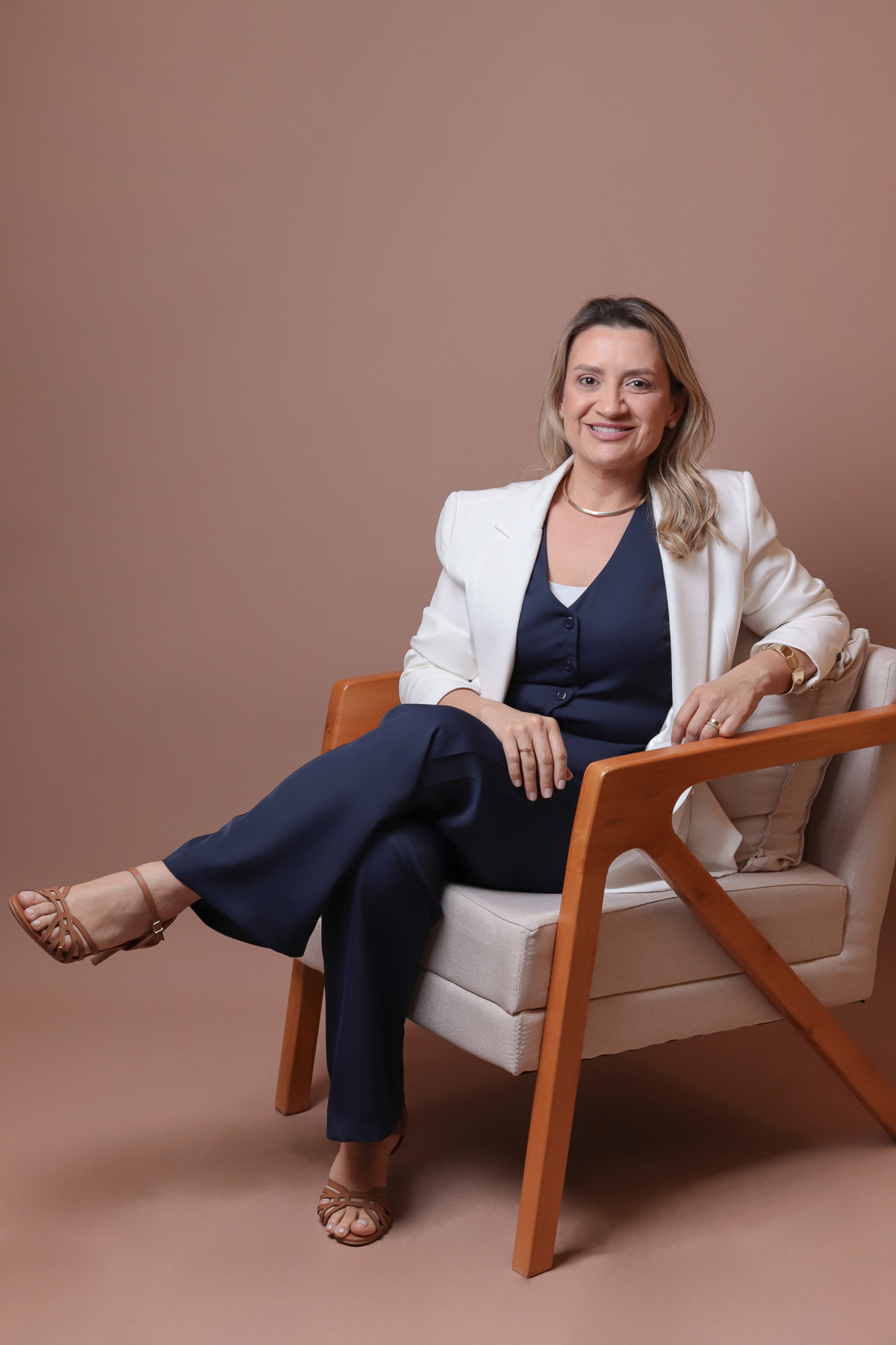 Ensaio de Retrato Profissional, Marketing Empresarial, Líder Empresarial, Empresário, Por Priscila Rossini - Suzano SP, Branding Empresarial, Branding Pessoal, Branding Corporativo, analise de Arquétipo, Posicionamento Digital