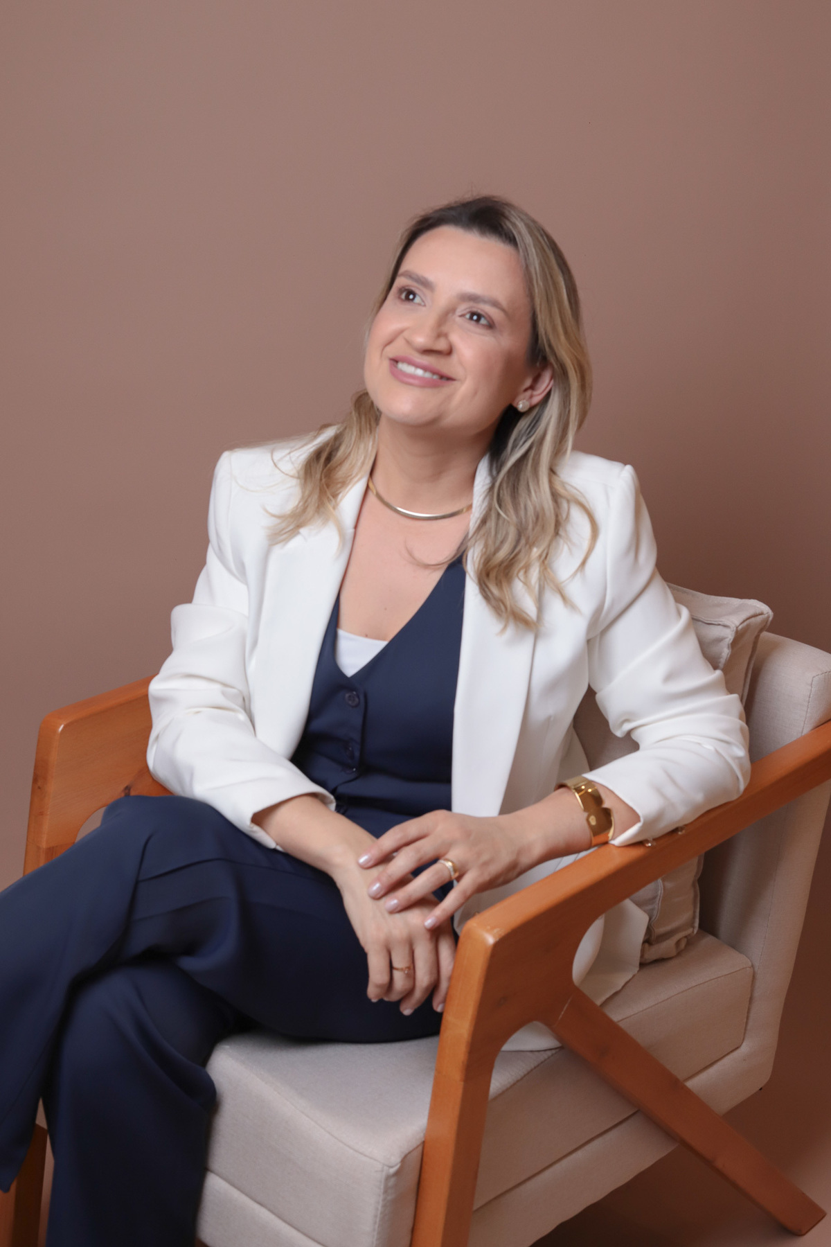 Ensaio de Retrato Profissional, Marketing Empresarial, Líder Empresarial, Empresário, Por Priscila Rossini - Suzano SP, Branding Empresarial, Branding Pessoal, Branding Corporativo, analise de Arquétipo, Posicionamento Digital