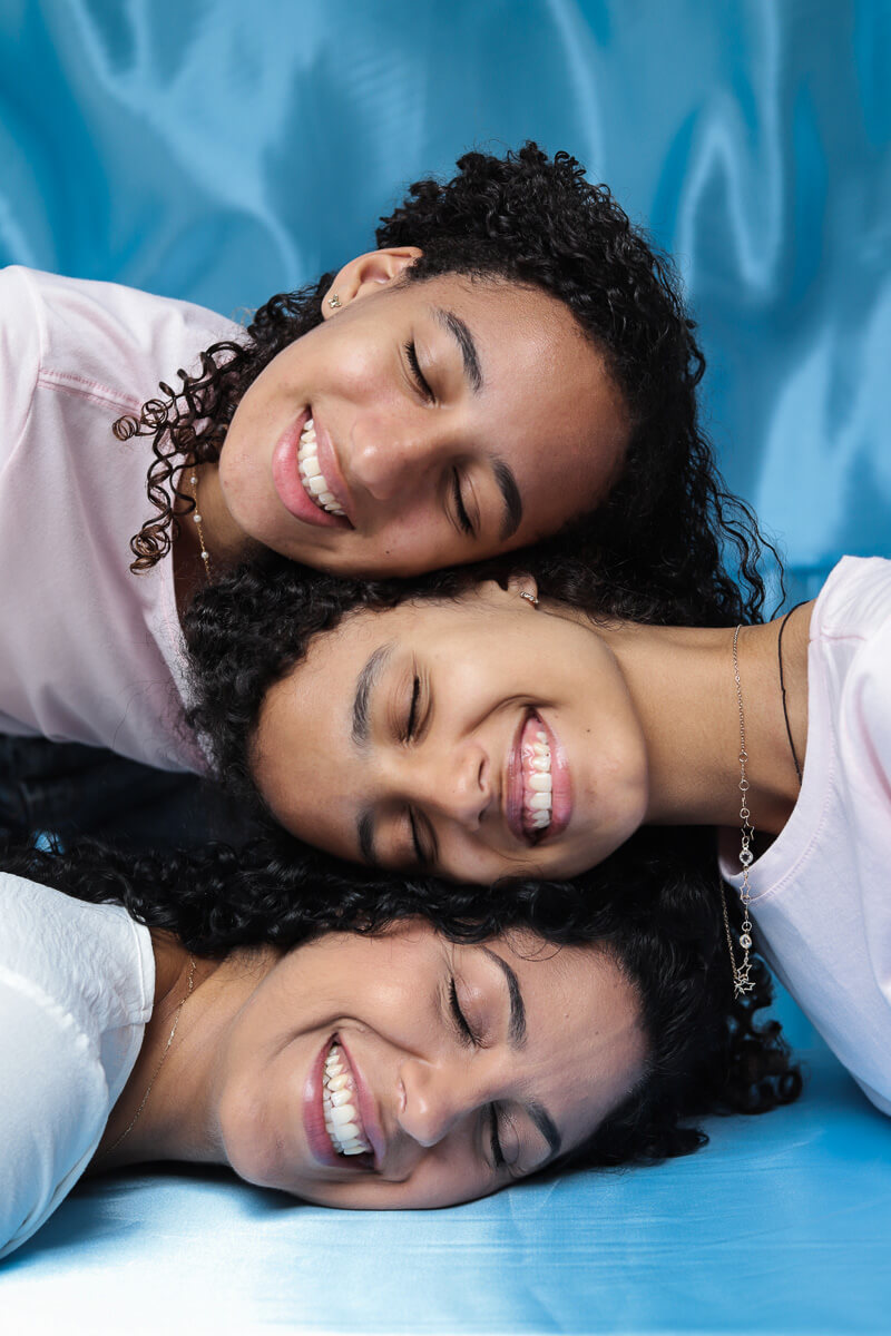Estúdio Rossinis; Fotografia de Família; ensaio Dia das Mães; Ensaio mãe e filho, foto de família; sessão dia das mães 2026; especial dia das mães, fotografia de familia unida