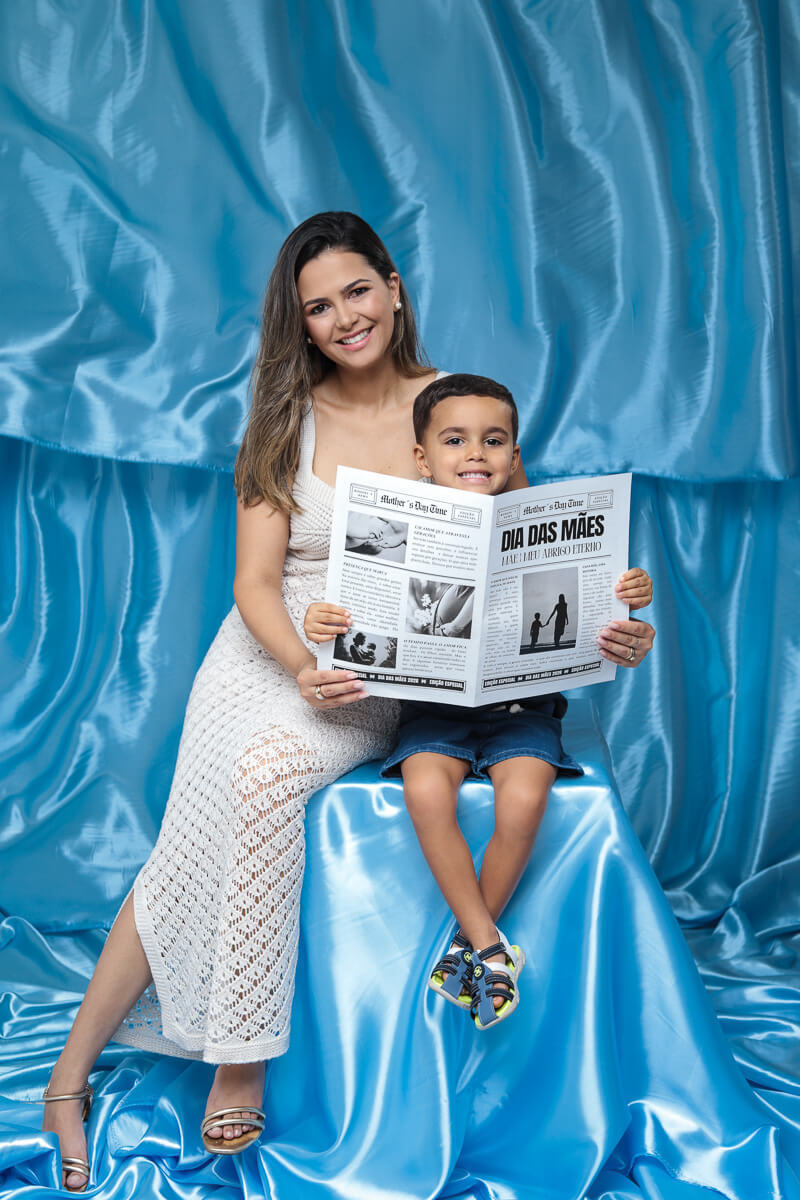 Estúdio Rossinis; Fotografia de Família; ensaio Dia das Mães; Ensaio mãe e filho, foto de família; sessão dia das mães 2026; especial dia das mães, mãe e filho pequeno