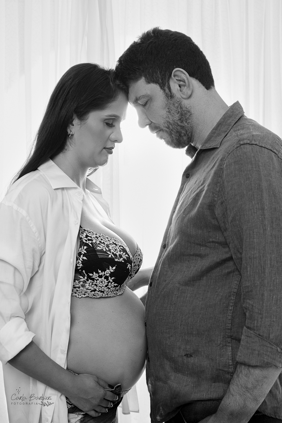 fotografia-preto-e-branco-grávida