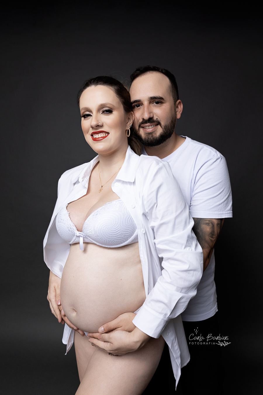 ensaio_em_estudio_casal_gestante