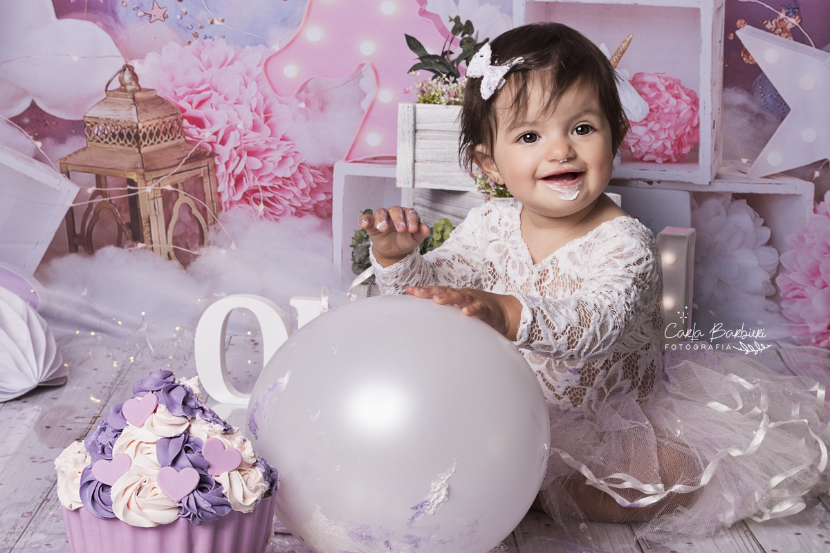 Rafa brincando com uma bexiga