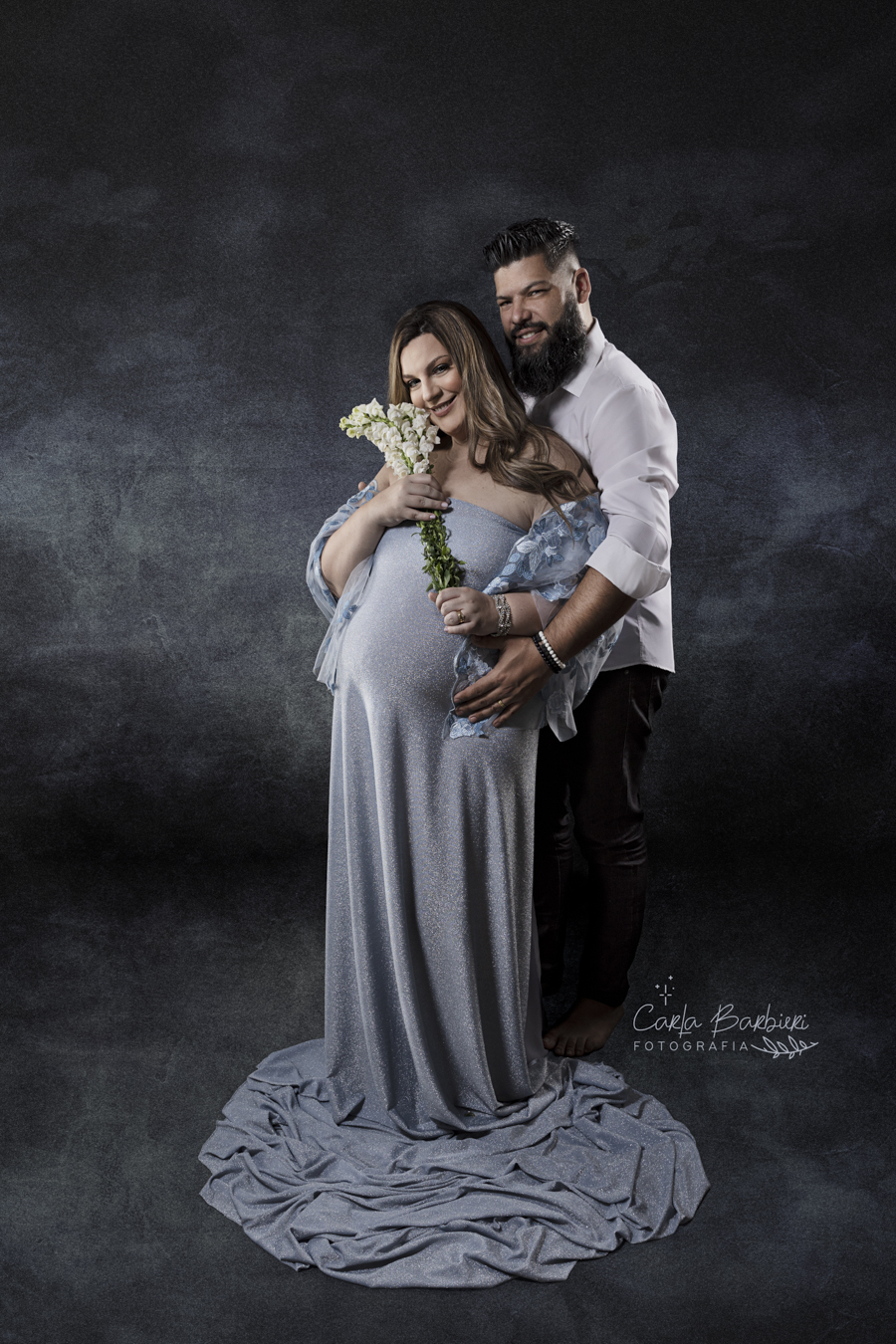 fotografia-gestante-com-fundo-de-textura