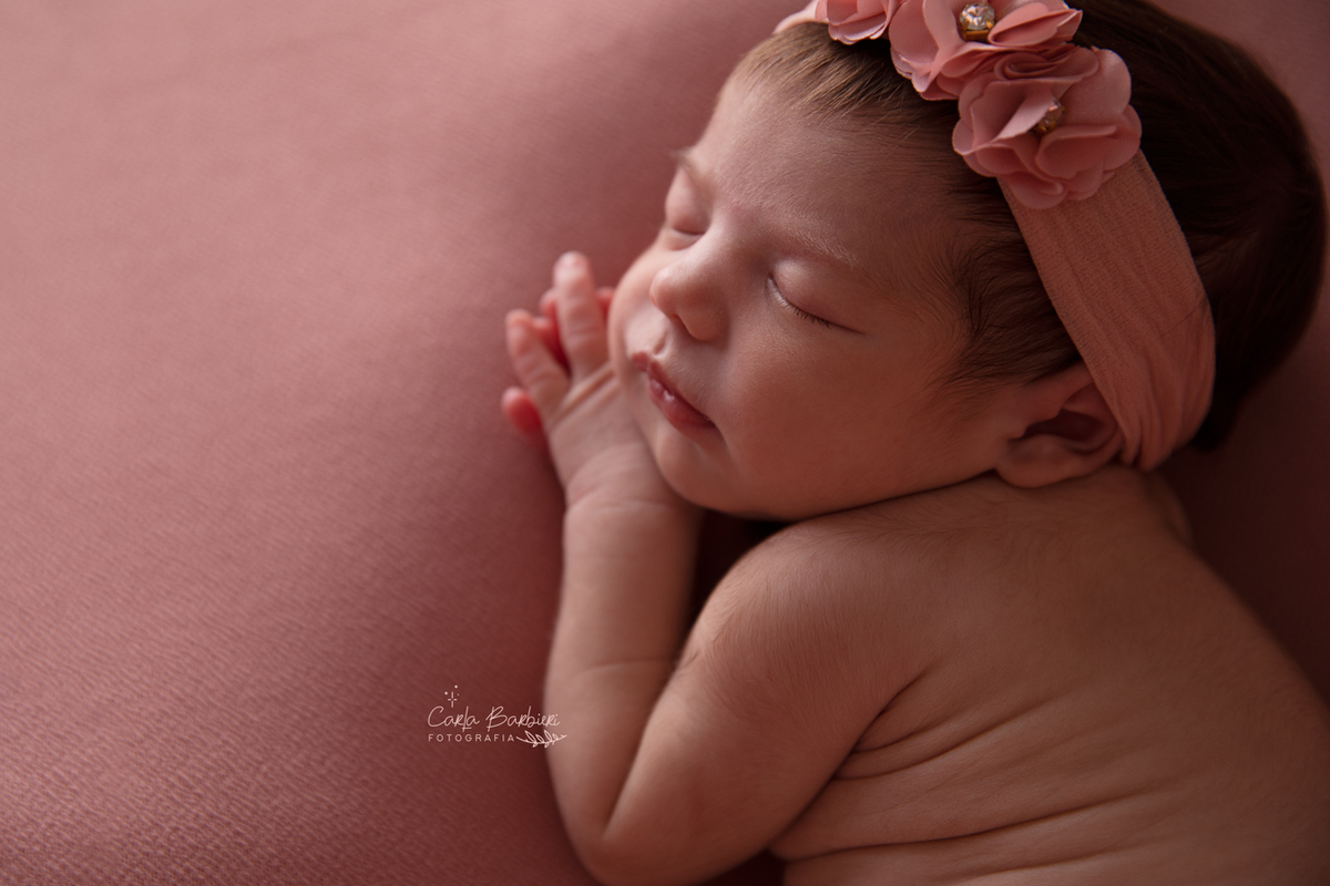 detalhe-das-dobrinhas-da-barriga-do-bebe