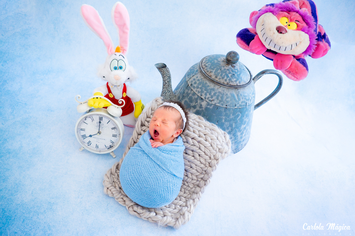 Newborn Newborn Alice No Pais Das Maravilhas Estudio Cartola Magica Fotografia Campo Largo Pr