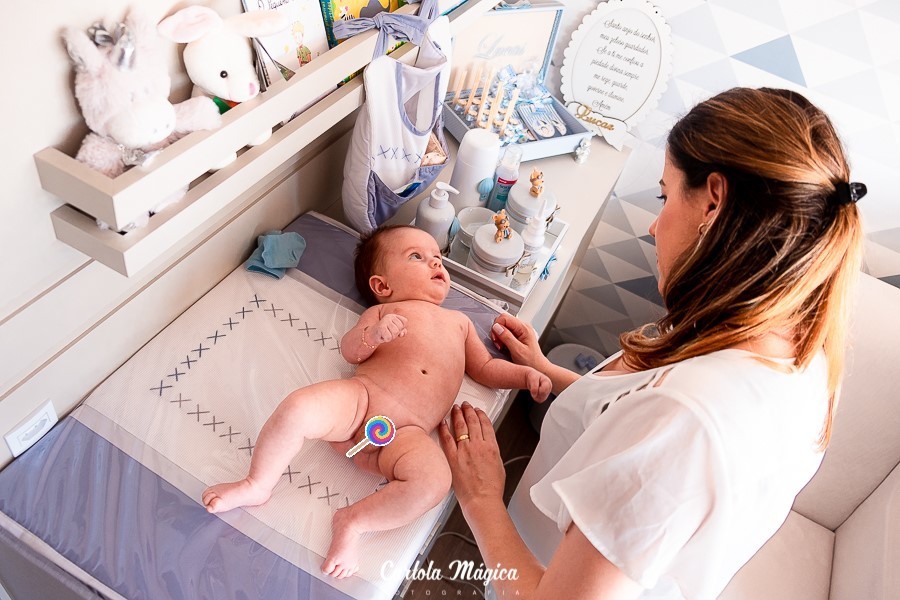 Acompanhamento-bebês-documental-de-família-gestante-newborn-curitiba-ensaio-fotográfico-book-fotografia-campo-largo-paraná-estúdio 