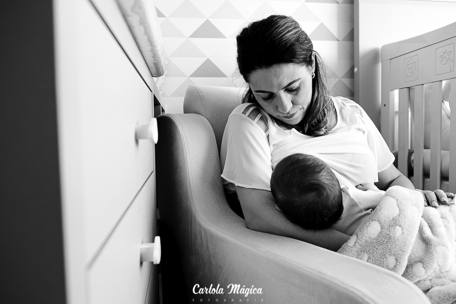 Acompanhamento-bebês-documental-de-família-gestante-newborn-curitiba-ensaio-fotográfico-book-fotografia-campo-largo-paraná-estúdio 