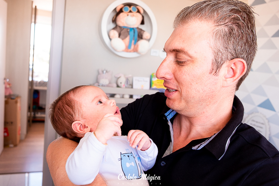 Acompanhamento-bebês-documental-de-família-gestante-newborn-curitiba-ensaio-fotográfico-book-fotografia-campo-largo-paraná-estúdio 