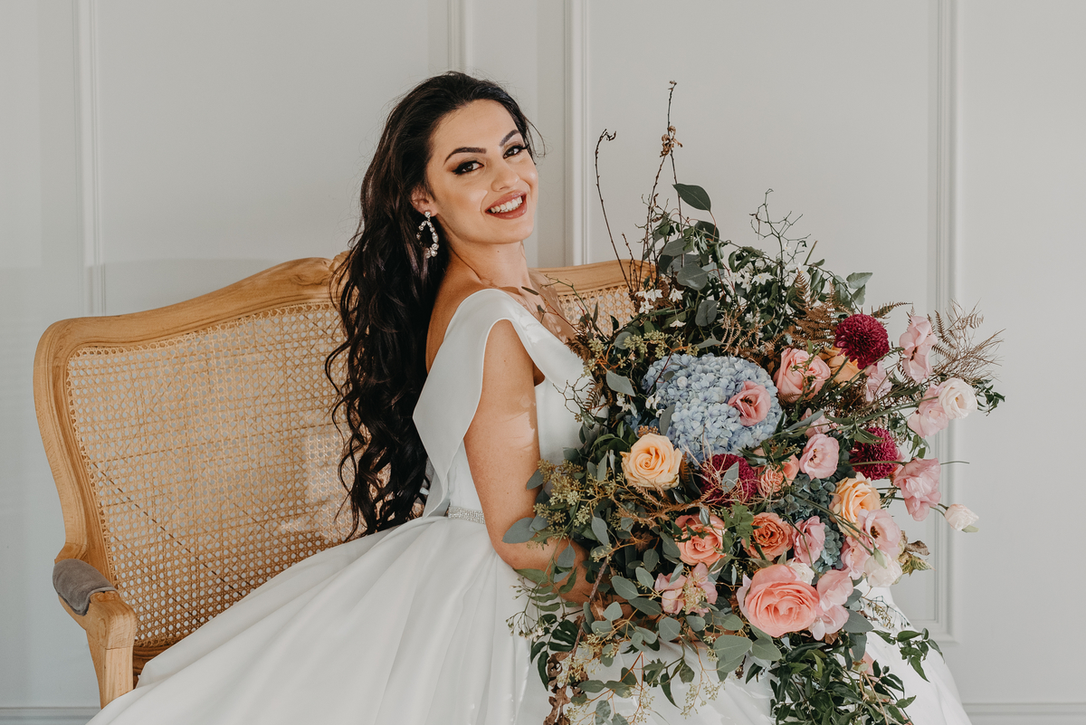 editorial noivas 2020, principessa noivas, marta arteiro make up, aqueduto eventos, bruno silva photographer, noivas 2020, casamento, ruizinho decorador, ramos de noiva, penteados de noiva, atelier dos criadores, casamento de sonho