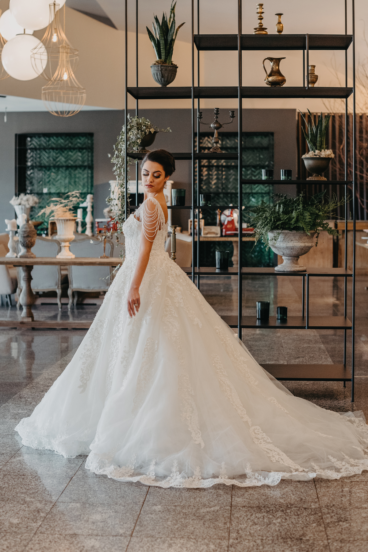 editorial noivas 2020, principessa noivas, marta arteiro make up, aqueduto eventos, bruno silva photographer, noivas 2020, casamento, ruizinho decorador, ramos de noiva, penteados de noiva, atelier dos criadores, casamento de sonho