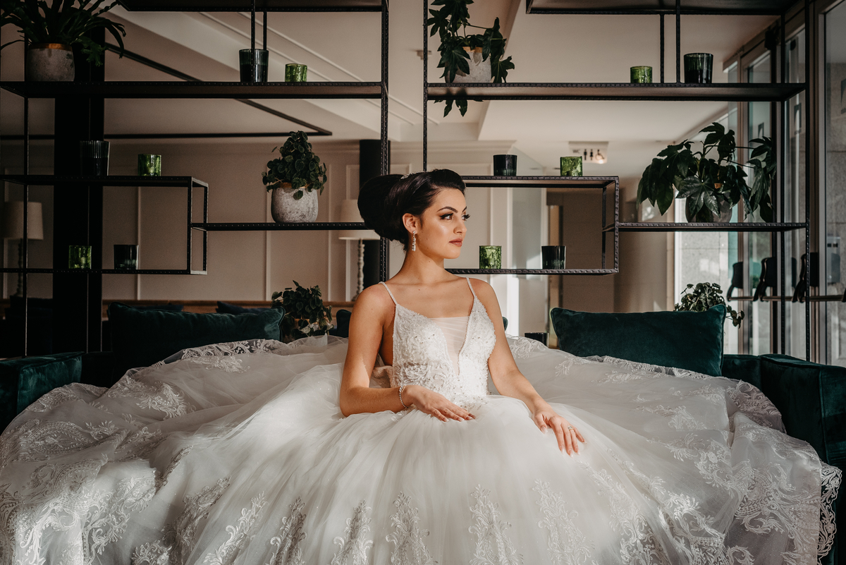 editorial noivas 2020, principessa noivas, marta arteiro make up, aqueduto eventos, bruno silva photographer, noivas 2020, casamento, ruizinho decorador, ramos de noiva, penteados de noiva, atelier dos criadores, casamento de sonho