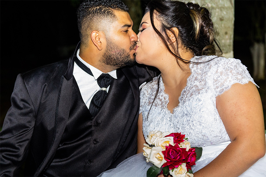 beijo dos noivos