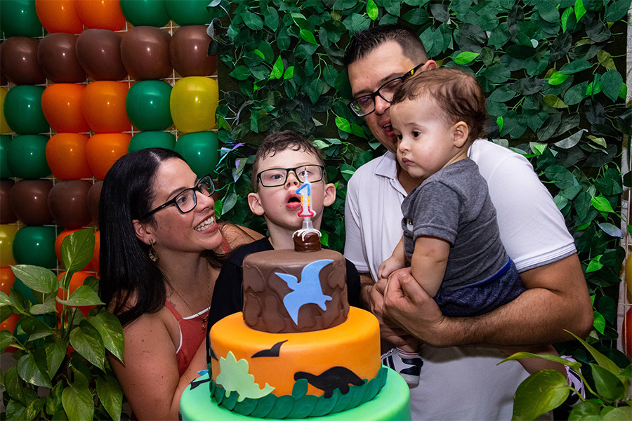 assoprando as velinhas
