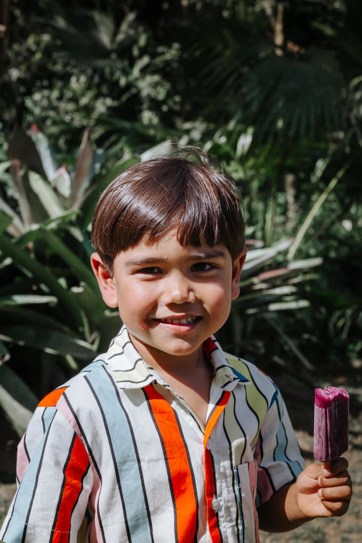 dan nos seus 4 anos sorrindo pra foto