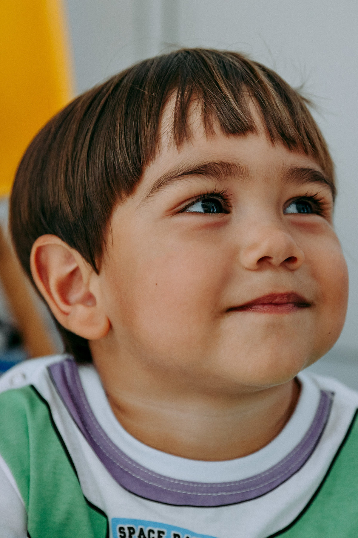 rosto em close de criança
