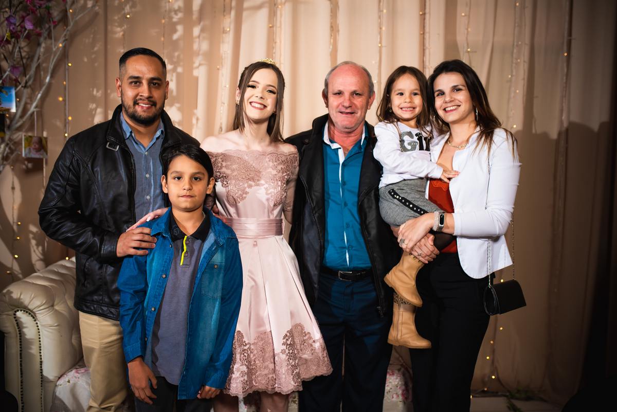 aniversario-15-anos-fernanda-teixeira-buffet-hapy-day-arapongas-parana-nilson-athayde-fotografia-ataide