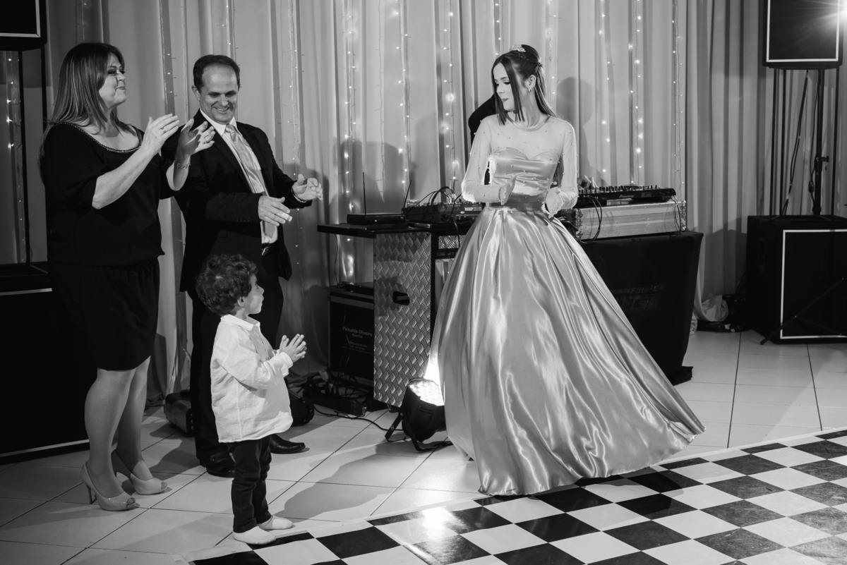 aniversario-15-anos-fernanda-teixeira-buffet-hapy-day-arapongas-parana-nilson-athayde-fotografia-ataide