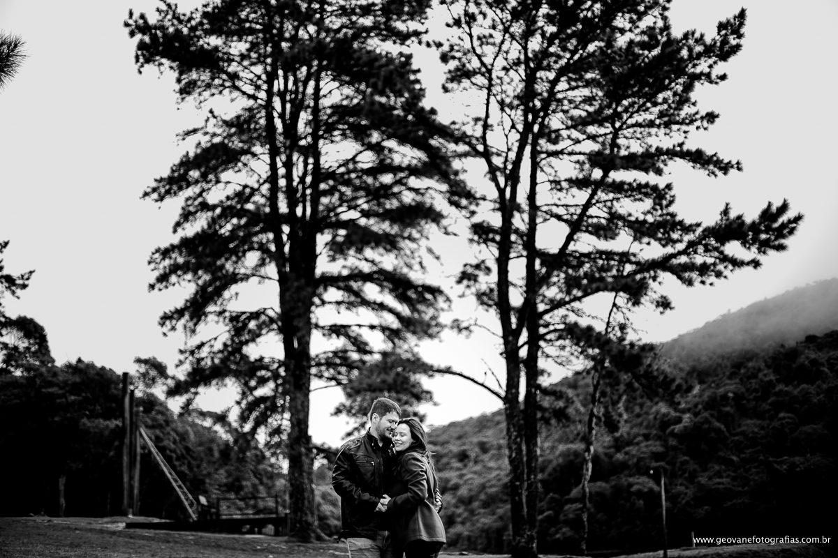Ensaio de casamento realizado pelo fotógrafo Geovane Fotografias em campos do Jordão