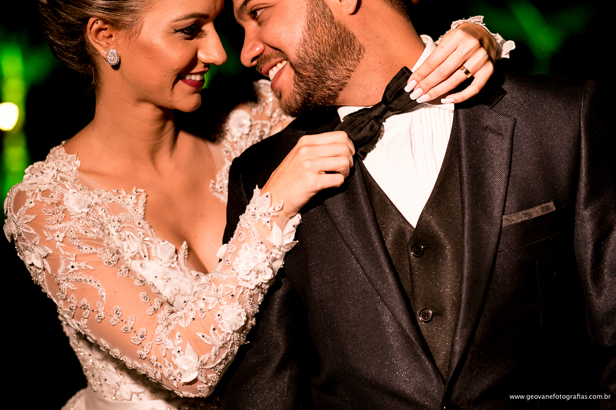 noivo de gravata borboleta