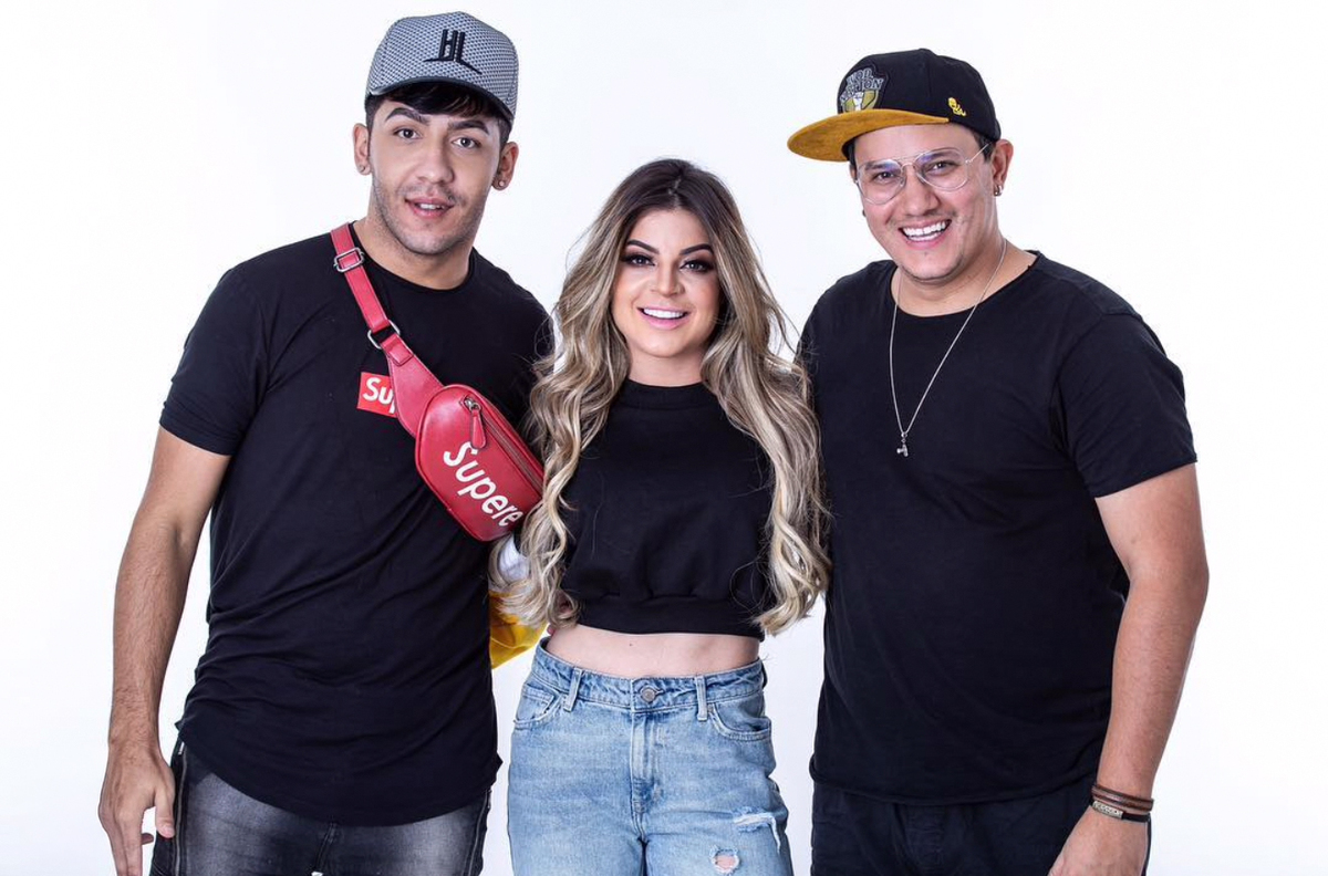 Ensaio em estúdio com GKay