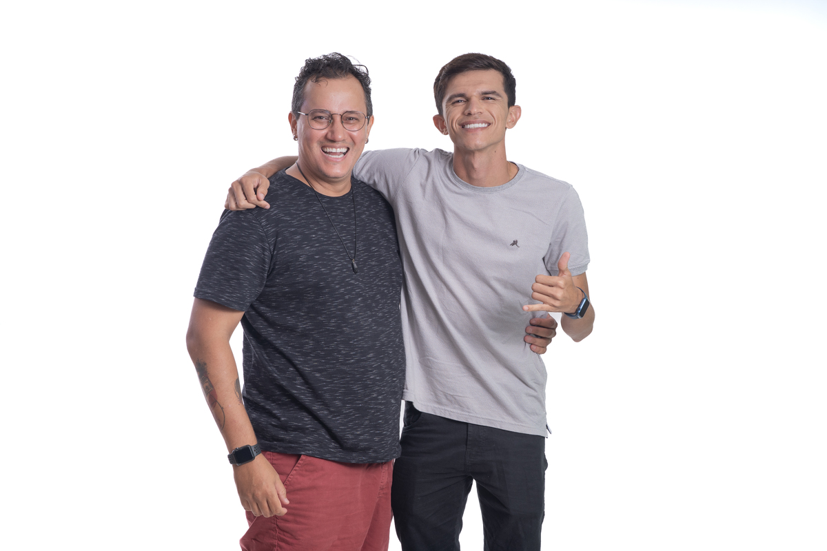 Ensaio em estúdio com Tiago Dionisio