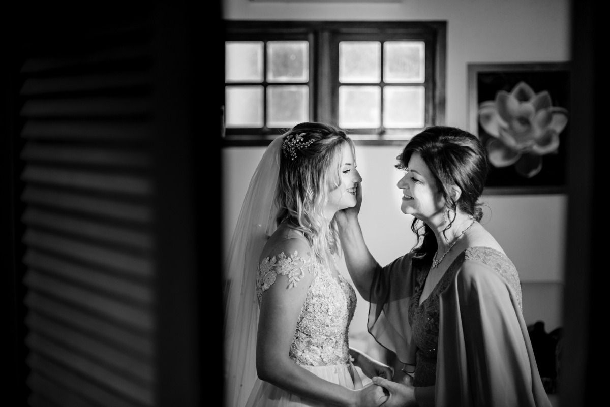 noiva-feliz-makingof-mae-da-noiva