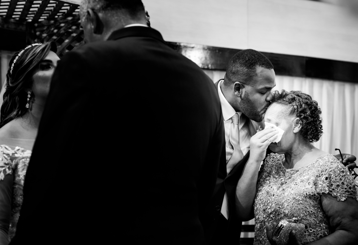 cerimonia-mae-do-noivo-padrinhos-casamento-barueri-assembleia-de-deus-fotografo-de-casamento-danilo-farias