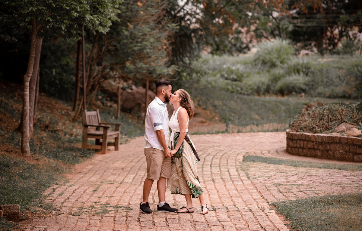 ensaio-de-casal-jardim-botanico-jundiai-fotografia-de-casal-fotografo-danilo-farias