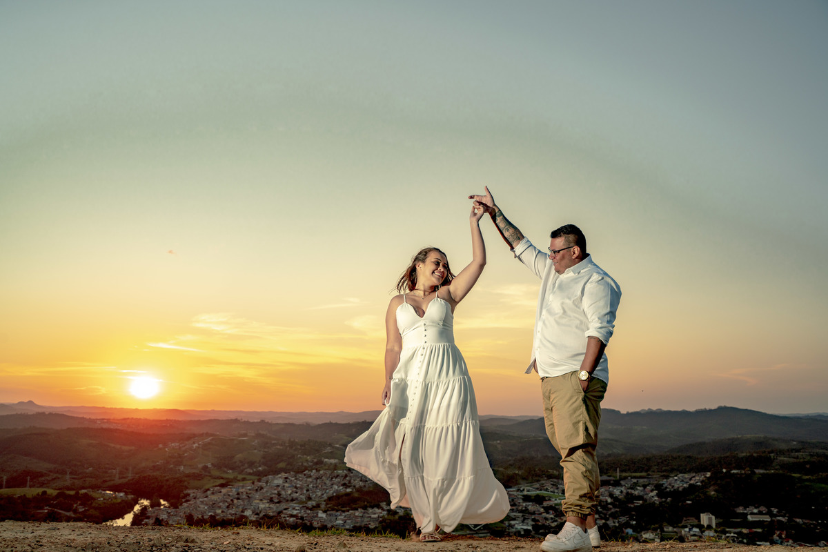 morro do capuava, ensaio de casal, ensaio por do sol, ensaio de casamento, fotos de casamento, fotografo de casamento, casamento, pre wedding, pre casamento.