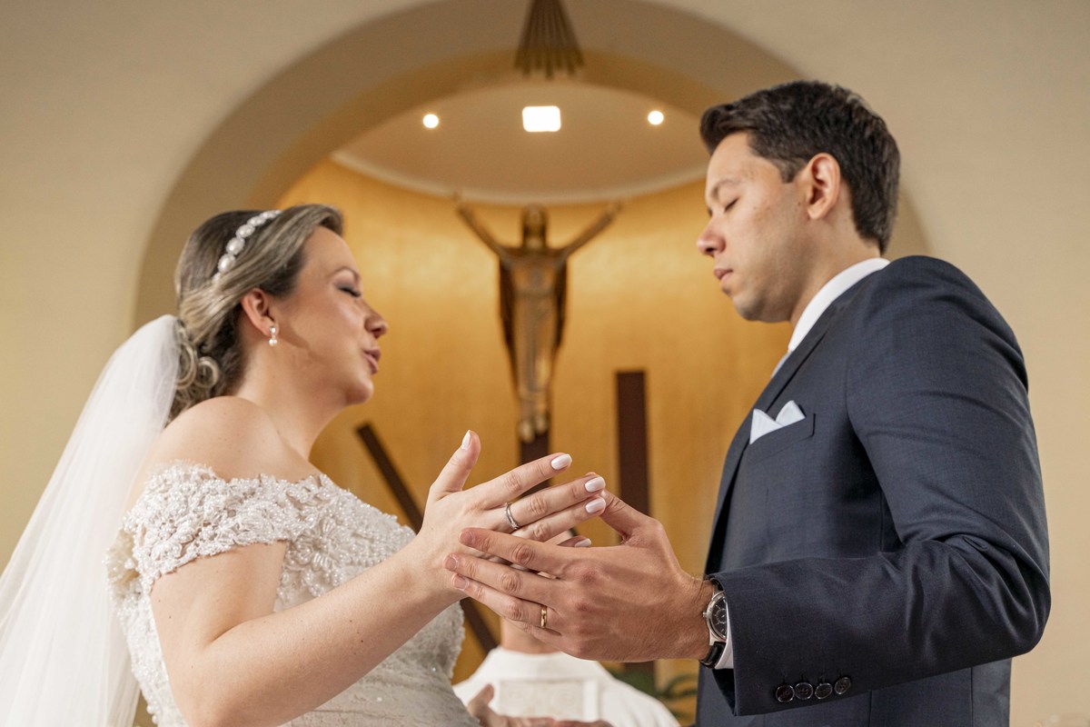 Casamento Católico, noivas 2022, maquiagem d noiva, foto preto e branco, making of, noivos, fotografo de casmento, fotografo sp, madrinhas, padrinhos, paroquia nossa senhora de fatima, casa bertolazzi, casamento, fotografia de casamento.