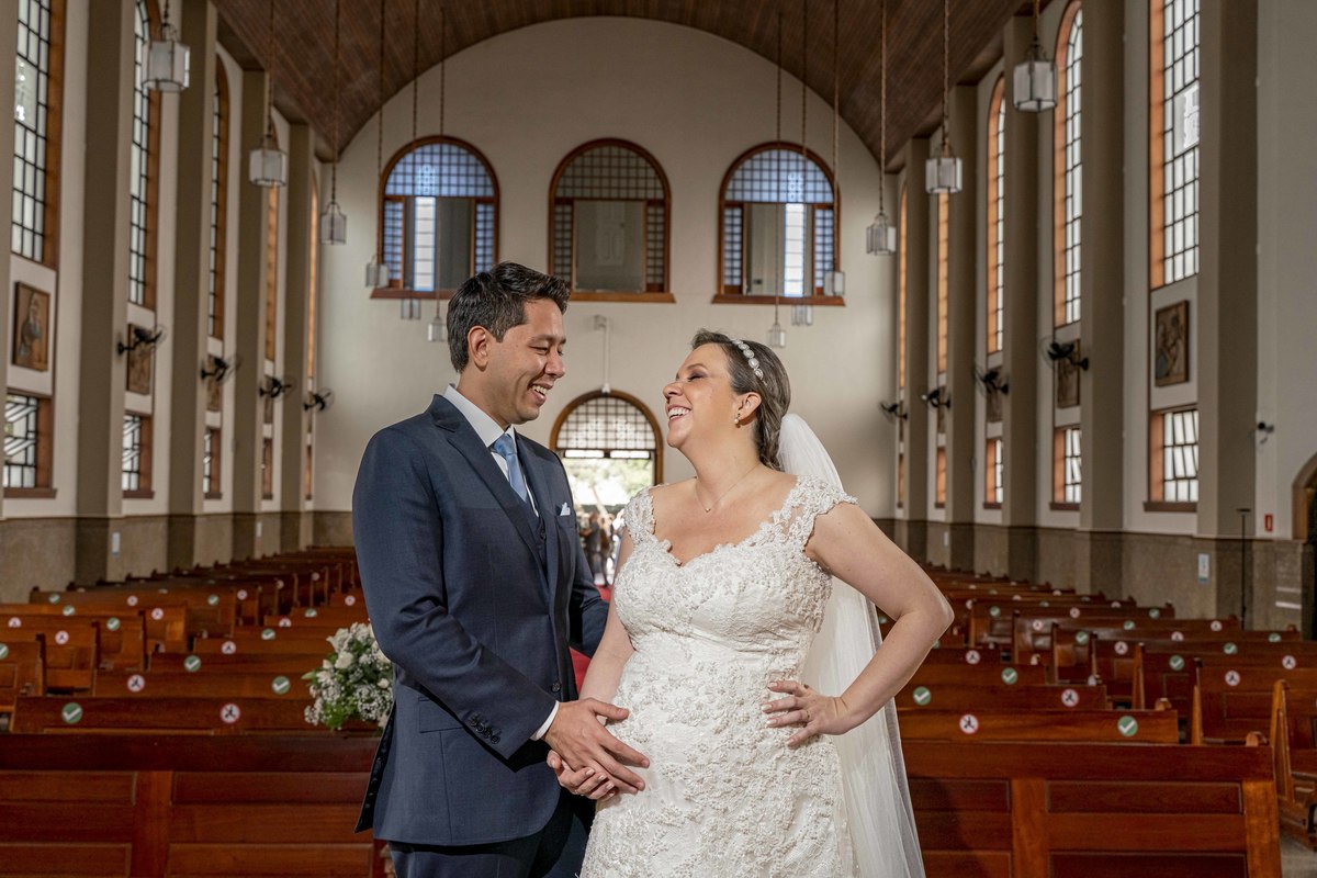 Casamento Católico, noivas 2022, maquiagem d noiva, foto preto e branco, making of, noivos, fotografo de casmento, fotografo sp, madrinhas, padrinhos, paroquia nossa senhora de fatima, casa bertolazzi, casamento, fotografia de casamento.